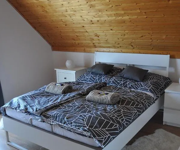 Sarkcsillag Vendeghaz Prázdninový dům *