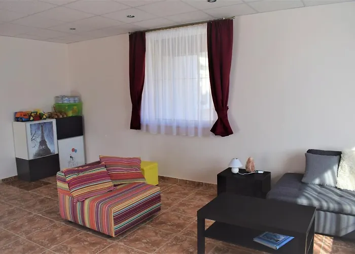 Sarkcsillag Vendeghaz *